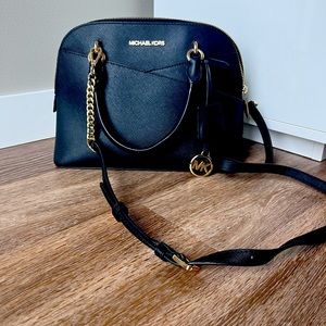 Michael Kors Jet Set travel medium dome satchel